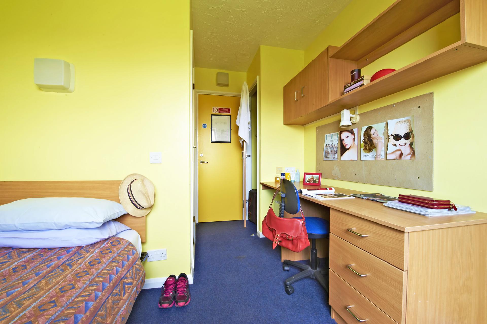 010. Residence.jpg